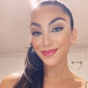 Meet your Posher, Luna